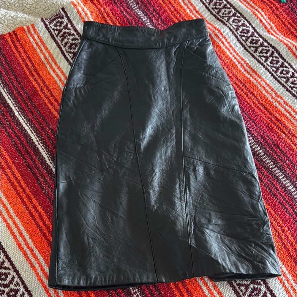 Black Midi Pencil Skirt for Night Out